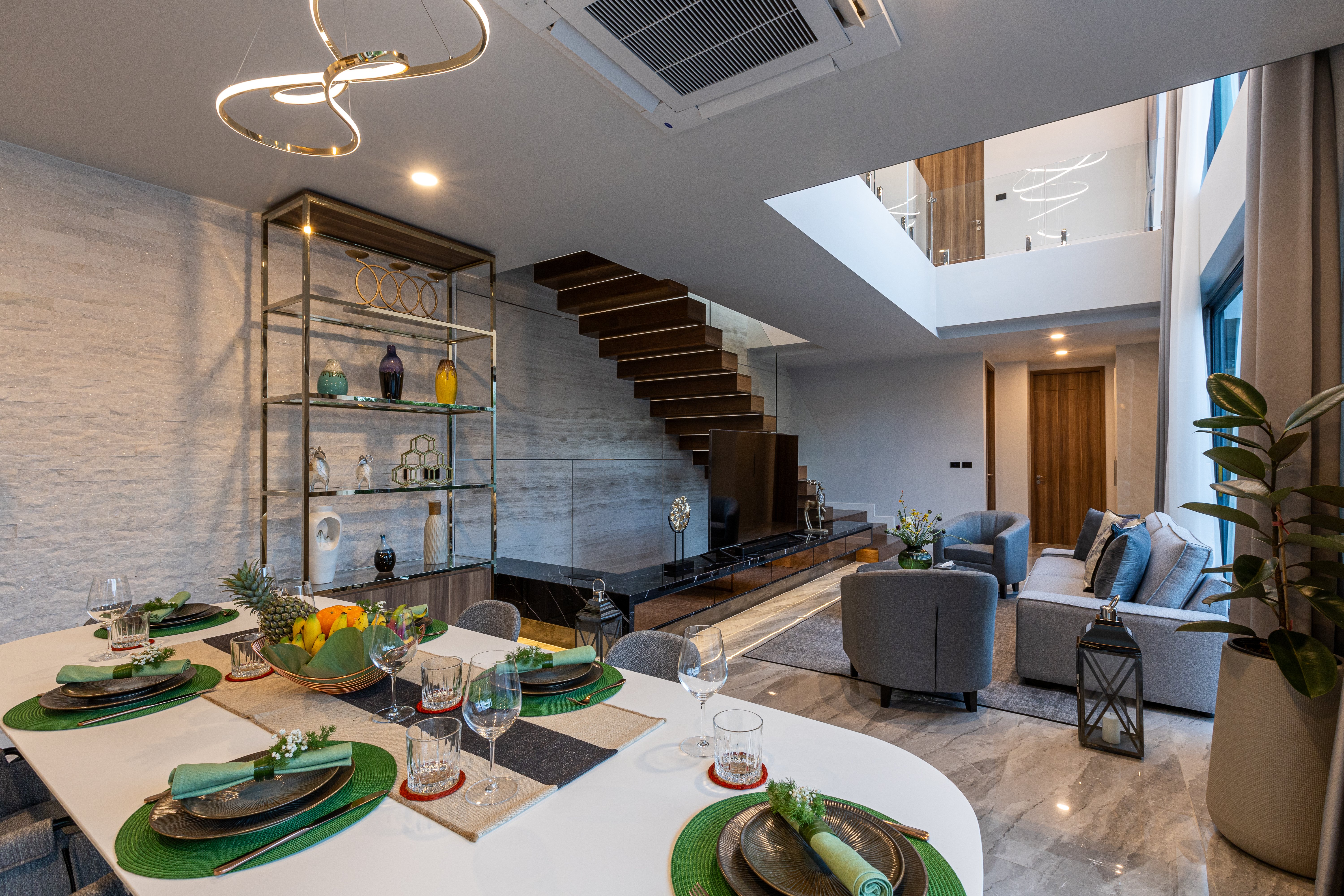 Mandla Revelle Villa 31
